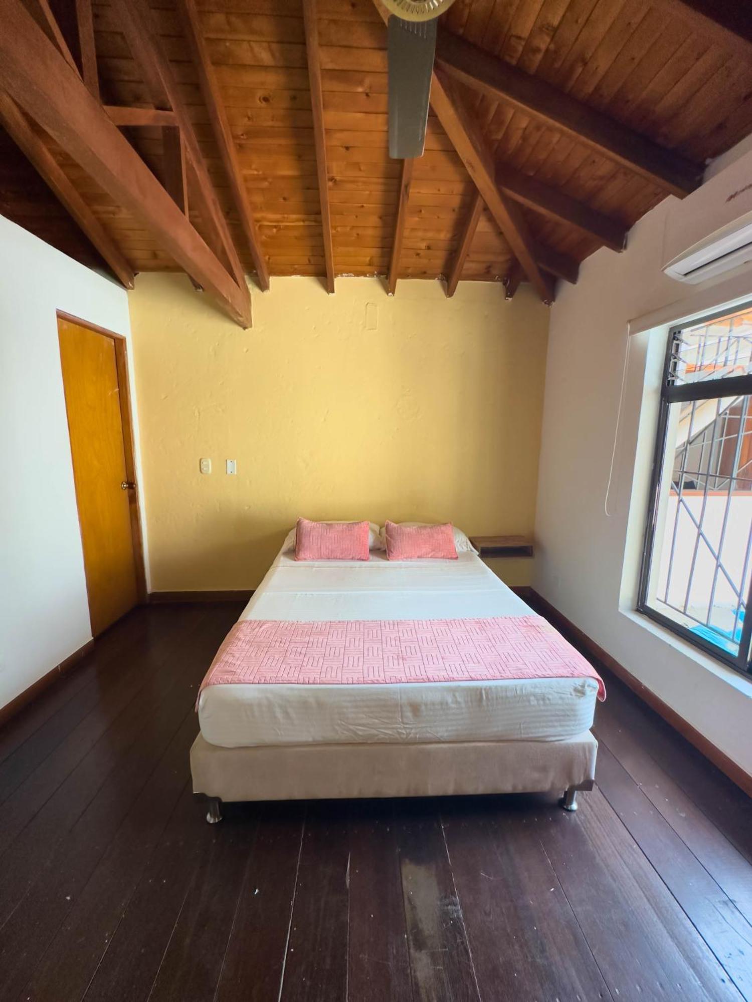 Encomendero Hotel -Centro Historico- Santa Fe de Antioquia Exteriör bild