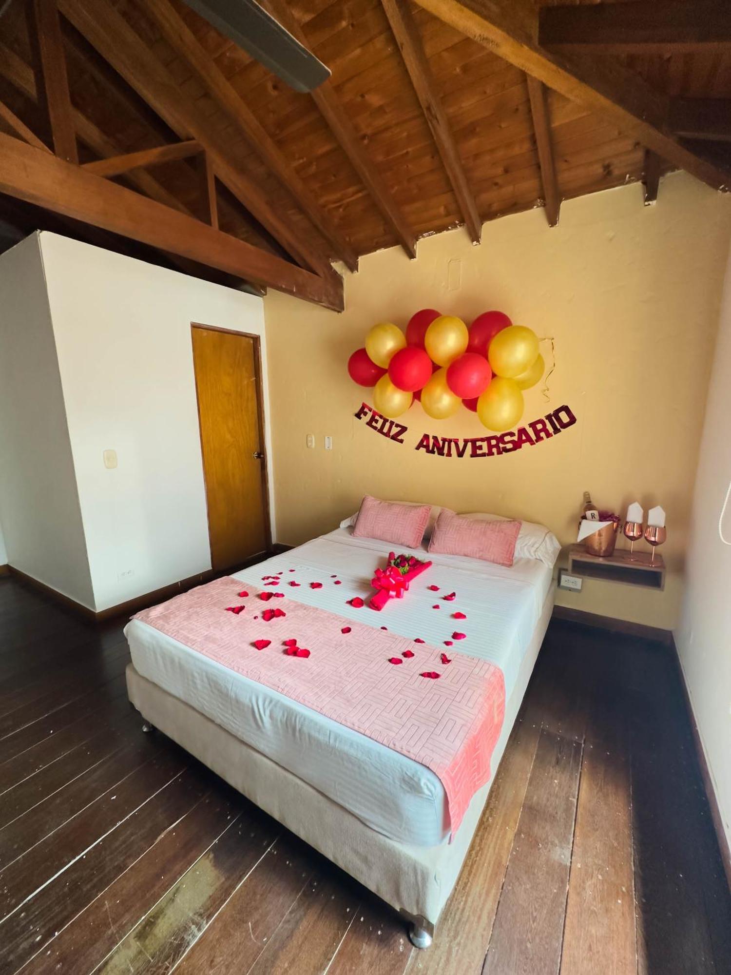 Encomendero Hotel -Centro Historico- Santa Fe de Antioquia Exteriör bild